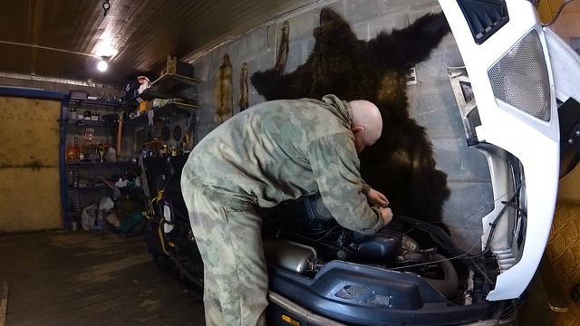 Замер компрессии на снегоходе. Stels Viking 600. Пробег 9358 км. смотреть онлайн