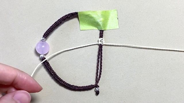 Macrame Bracelet | How to make a sliding closure 【step by step】 смотреть онлайн