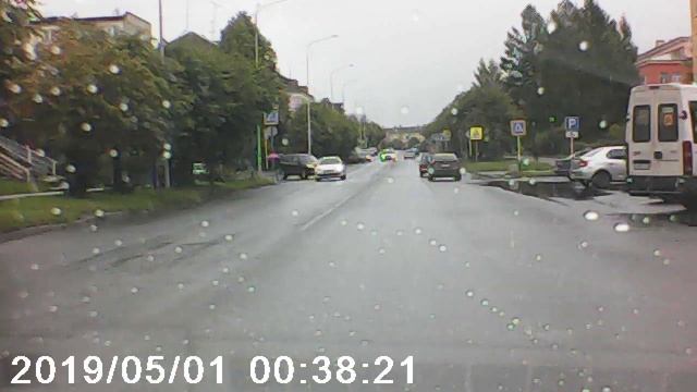 Видеорегистратор из 