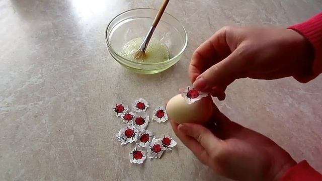 Оригінальні і красиві пасхальні яйця в техніці декупаж!