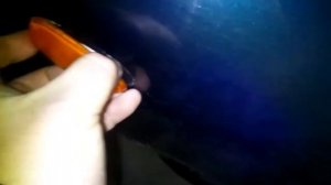 Замена лампочки повторителя поворота на Daewoo Lanos 1.5