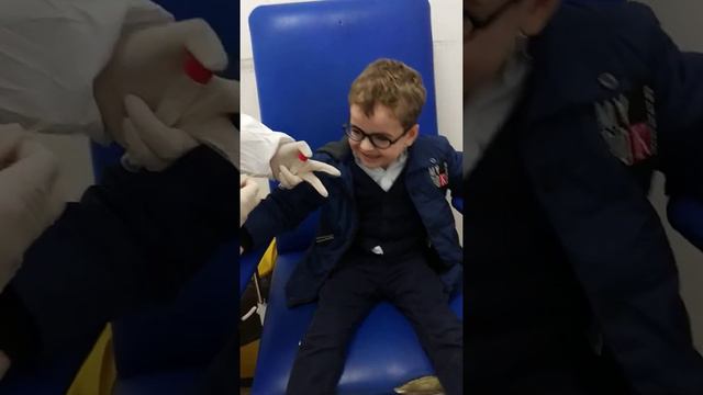 Тугай готовится к вылету, дети ПЦР смотреть онлайн