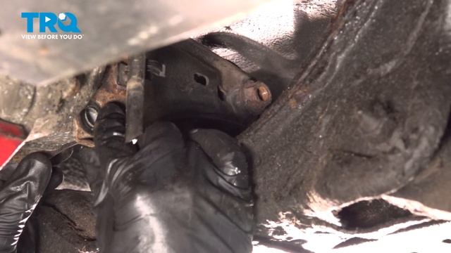 How to Replace Rear Differential Damper Mount 2003-2011 Honda Element смотреть онлайн