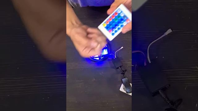 Обзор светодиодной ленты RGB с OZON продавец Store De Lux смотреть онлайн