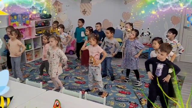 Танец . Веселая зарядка с Тун Тун. Из мф Тун-Тун шоу.
Д/Сад "Умка" ул.Си Синхай г.Алматы смотреть онлайн