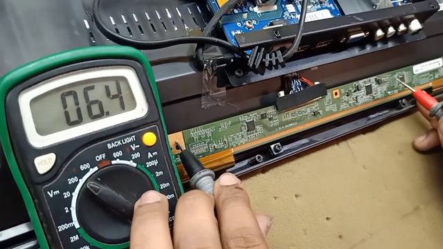 24 inch Led Panal Repairing PT236AT02-4 Panal Wight Screen Problem Complete Panal Repairing смотреть онлайн