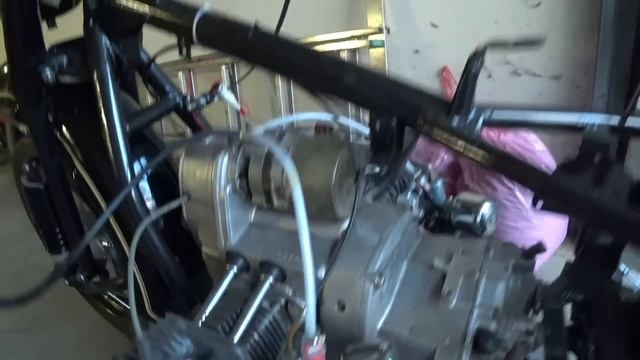 Мотор Днепр-11. Первый запуск после сборки. смотреть онлайн