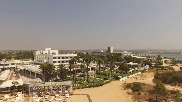 Dome Beach Hotel смотреть онлайн