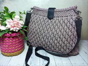 Сумочка крючком красивым узором