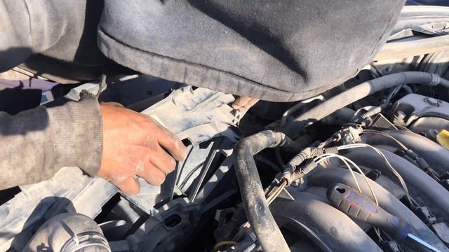 Como cambiar radiador de renault kangoo, logan, sandero.. смотреть онлайн