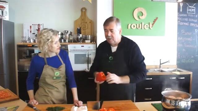 Игорь Кехтер готовит винегрет в программе 