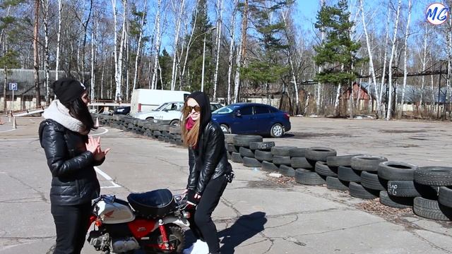 MotoGirl - Honda Monkey Z50 не мото обзор | Маленькая легенда великого концерна