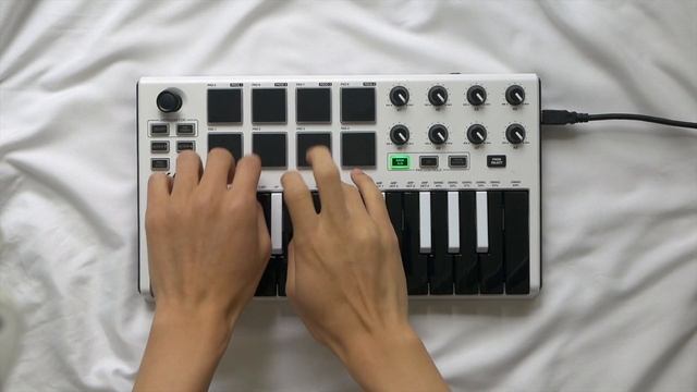 Remaking “THE SCOTTS” by Travis Scott & Kid Cudi - Isolation Tutorials смотреть онлайн