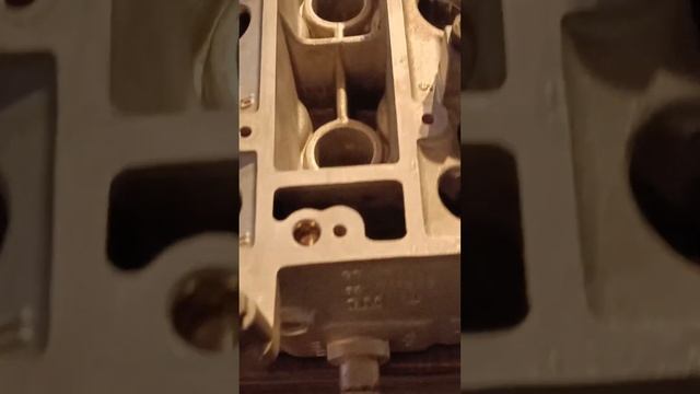 C20XE Cylinder head resurfaced, before and after. смотреть онлайн