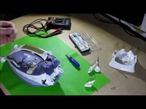 Рассказываю и показываю, как я самостоятельно отремонтировал утюг. Общий принцип работы утюгов.