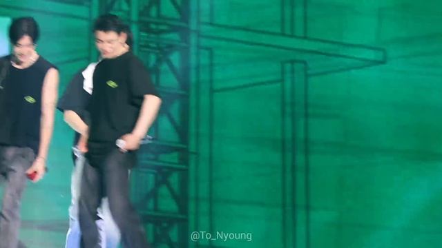 [4K] 220522 GOT7 - 난 니가 좋아 (Jay B Focus) @2022 FANCON 'HOMECOMING' смотреть онлайн