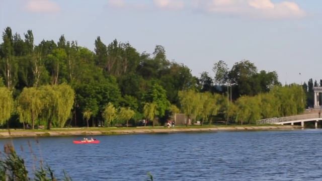 Вечерние прогулки по Донецку смотреть онлайн