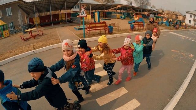 Прогулка в начале мая 2018 смотреть онлайн