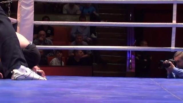 6 бой Рустам Шайкемелов Шамиль Джахбаров до 65 кг смотреть онлайн