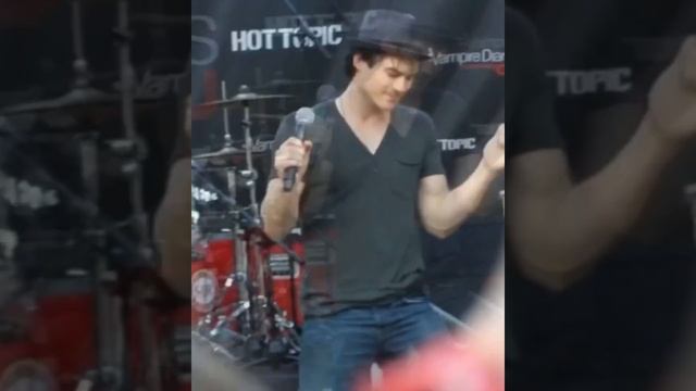 Ian Somerhalder dancing compilation смотреть онлайн