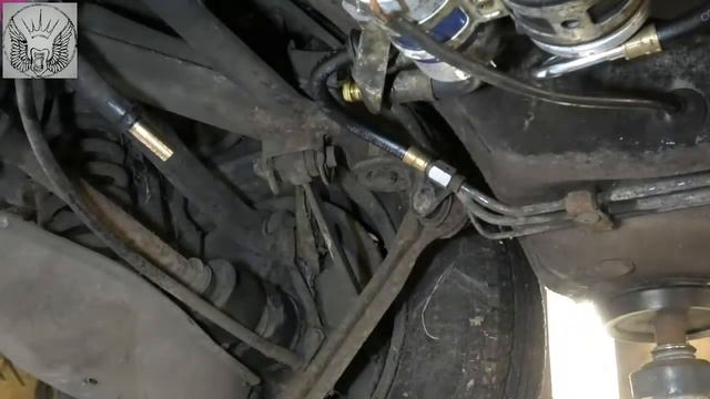 Mercedes 190e 32 year old fuel tank hose repair смотреть онлайн