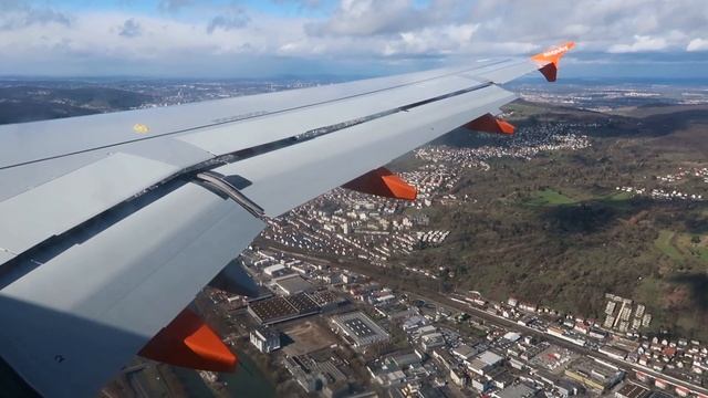 [Onboard] Easyjet Airbus A319 *turbulent* approach + landing ✈ Stuttgart Airport смотреть онлайн