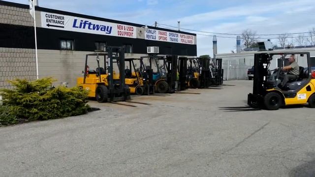 Liftway Used Komatsu Forklift смотреть онлайн