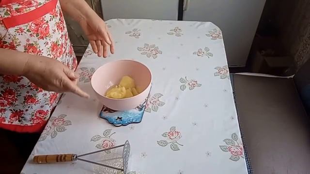 Посеяла петунию, лук// Блины картофельные. смотреть онлайн