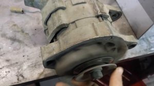 Проект Niva 21213 - Эпизод 11. Купил новый генератор на 75 Ам вместо старого!