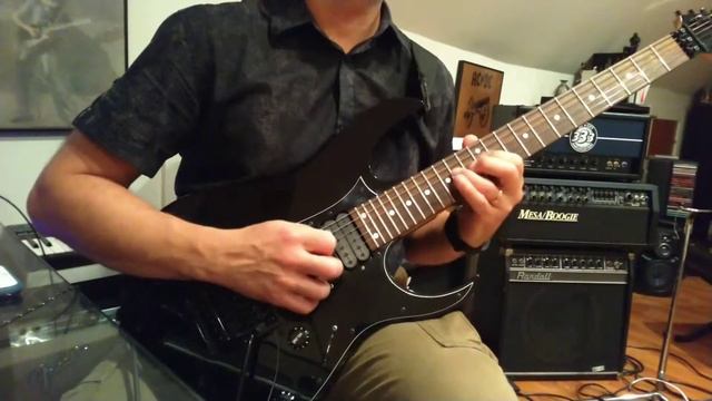 E Minor Blues Quist Jam - Ibanez RG 550 20th Anniversary смотреть онлайн