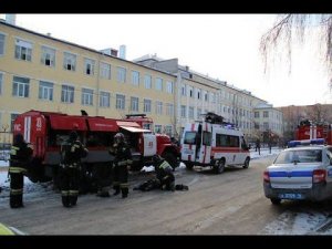 Пожар в казанской школе № 32. Все спасены. Ученики не пострадали.