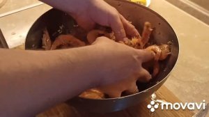 Королевские креветки в сливочно-чесночном соусе в духовке.