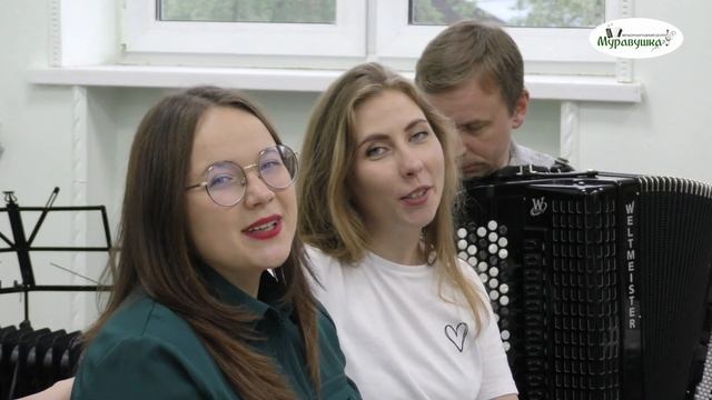 ПО ТРОПИНКЕ СНЕЖКОМ ЗАПОРОШЕННОЙ! ПОЁМ НА КУХНЕ ВСЕЙ СТРАНОЙ!Пой гармонь, песня русская слышна! смотреть онлайн