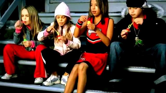 Crazy Frog - Crazy Frog In The House смотреть онлайн