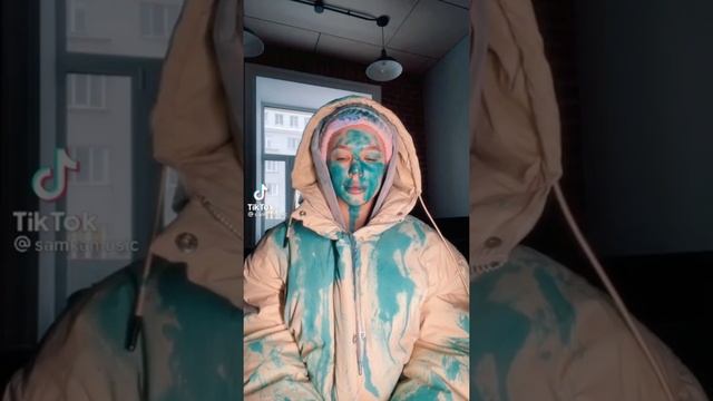 ИНСТАСАМКУ ОБЛИЛИ ЗЕЛЁНКОЙ смотреть онлайн