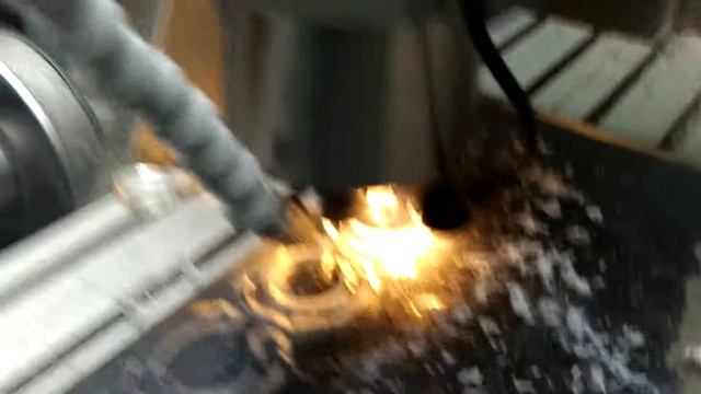 Резка акрила 10мм. смотреть онлайн