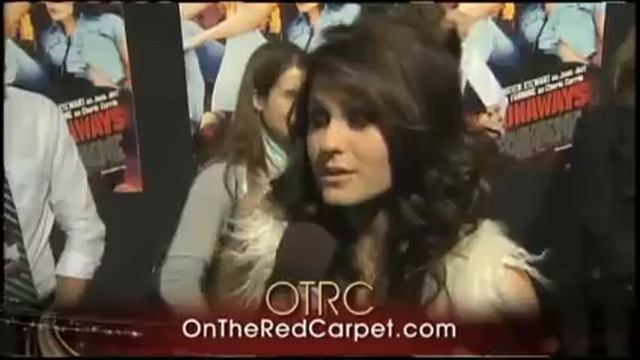 Scout Taylor-Compton at 'The Runaways' смотреть онлайн