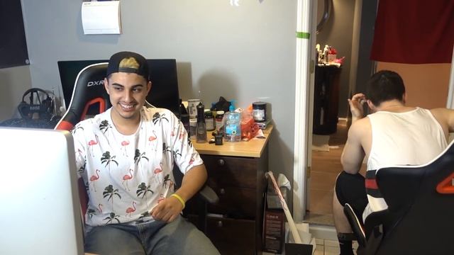 FAZE HOUSE REACTS TO 2 GIRLS 1 CUP смотреть онлайн