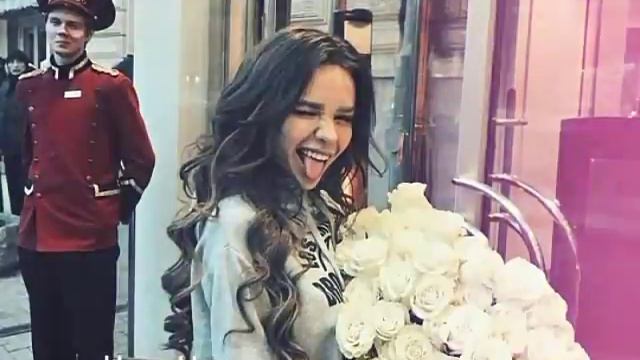 А вы знаете кто это ?(игра в описании) смотреть онлайн