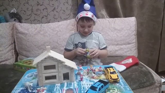 Дед мороз в гостях у Маши и Медведя! смотреть онлайн