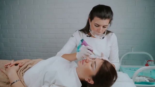 Онлайн курс: Брови - Перманентный макияж / Марика Сухая - Урок 9.2 Перманентный макияж бровей смотреть онлайн