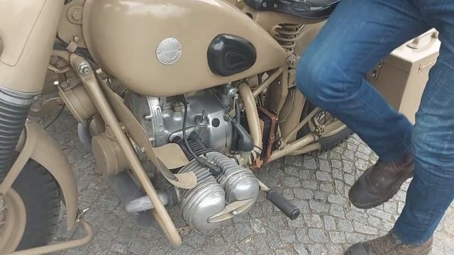 старт мотоцикла bmw r75 sahara. БМВ р 75 смотреть онлайн