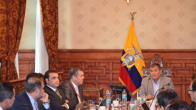 Nikon D5100 with 55-200mm f/4-5.6 lens samples смотреть онлайн