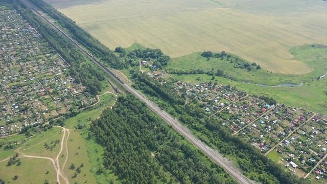 Алпатьево, СНТ Молния, р Ока, местная переправа, грузовые поезда с высоты смотреть онлайн