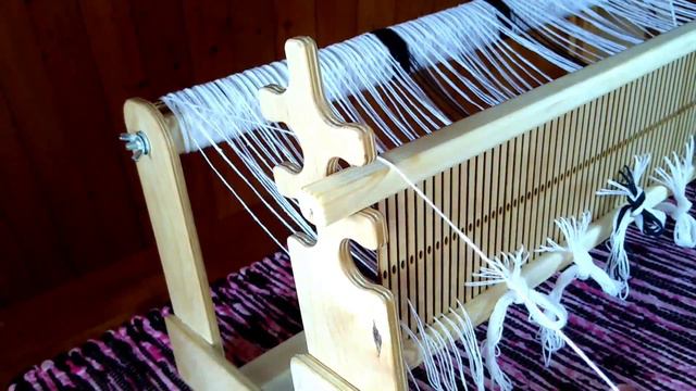 Заправка настольного ткацкого станка. смотреть онлайн