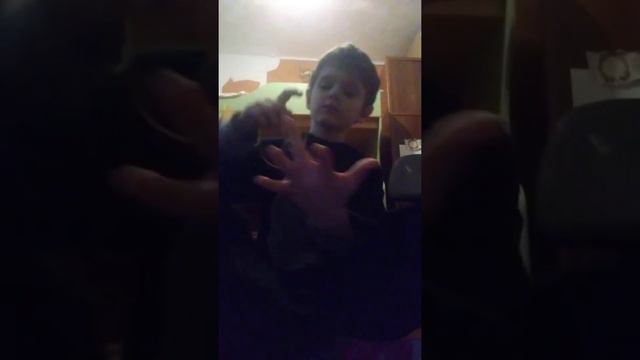 резинка проходит сквозь палец смотреть онлайн