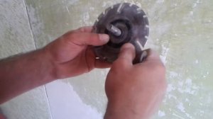 Удаление краски со стен