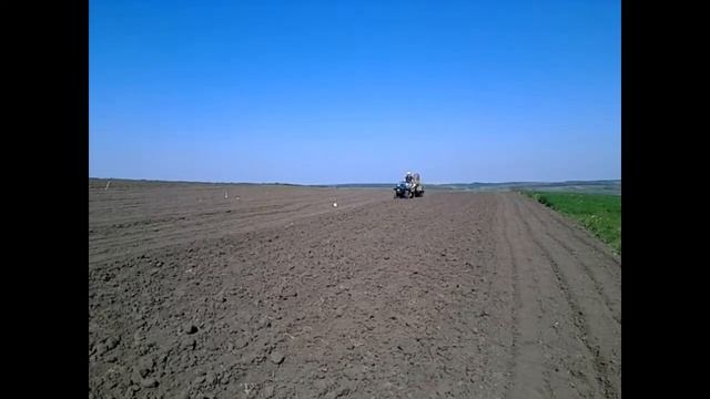 Каткування КУКУРУДЗИ Мотоблоком "ДОБРИНЯ"--"Мотоблок не здається!" смотреть онлайн