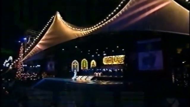 Belinda Emmett - I'll Be Home for Christmas (Carols in the Domain 2000) смотреть онлайн
