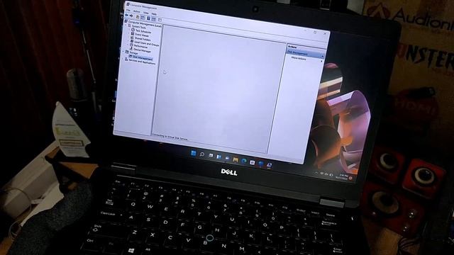 Dell Latitude 14 5480 - 6th Gen Ci5 8GB 256GB SSD 14" HD LED BACKLIT KB смотреть онлайн